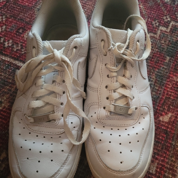 Nike Airforce 1s white - Picture 2 of 5